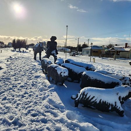 Residencial Tres Hermanos Punta Arenas Eksteriør billede